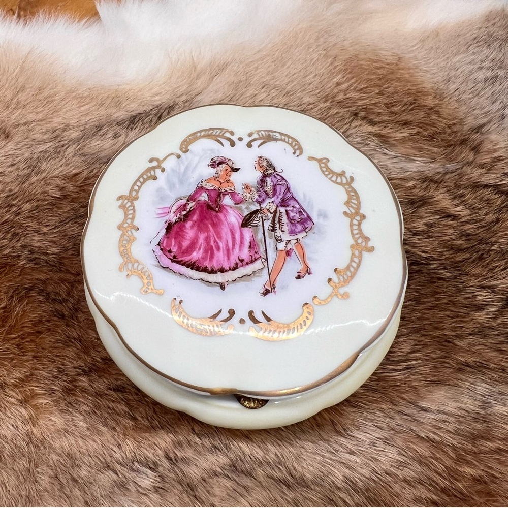 Vintage Porcelain Trinket Box Footed Handpainted Courting Couple Made in Japan